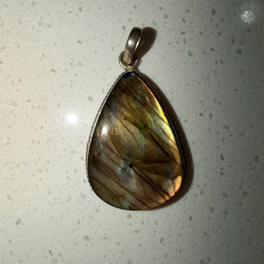 Elegant Labradorite Pendant Necklace Bundle